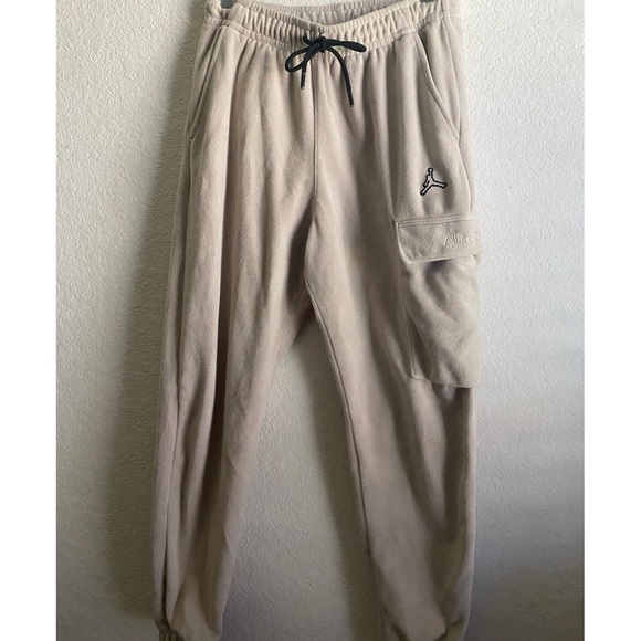 Jordan Essential Fleece Winter Cream Jogger Cargo Sweat Streetwear Pants Size S - Picture 2 of 16